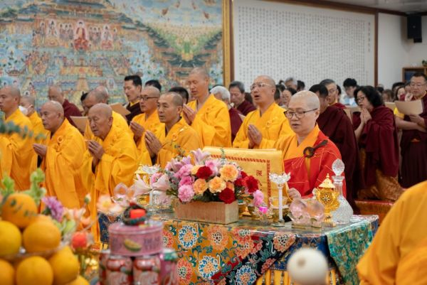 恭賀佛誕 佛音繞梁 震撼寰宇 慈善寺舉行恭聞南無第三世多杰羌佛無上殊勝法音系列法會-图片1